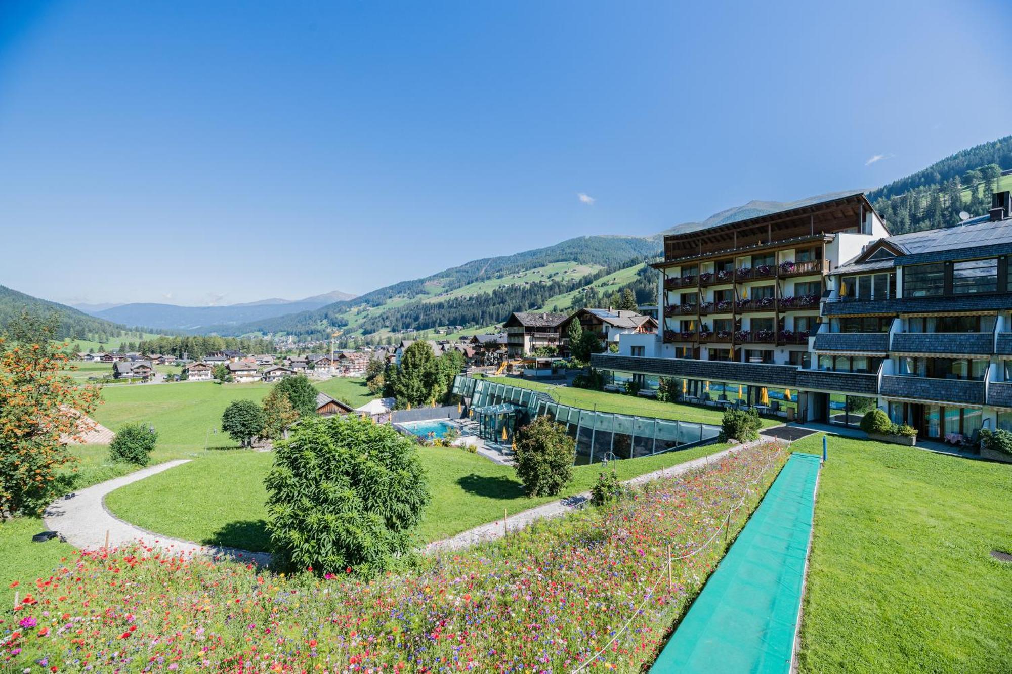 Family Resort Rainer Sexten Eksteriør bilde